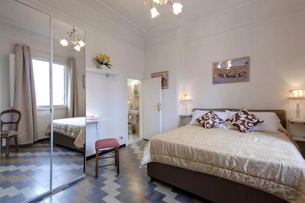 Residenza Castillo Florence Exterior photo